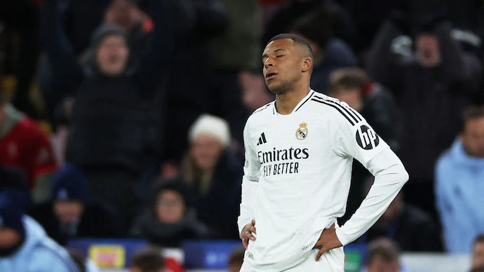 Mbappé Misses Penalty as Real Madrid Falls to Liverpool